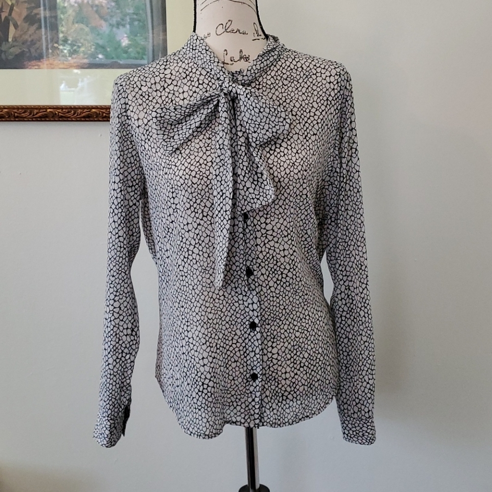 Michael Kors Pussy Bow blouse